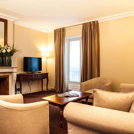 Apartments & Studios - Saint James Albany Paris Hotel Spa